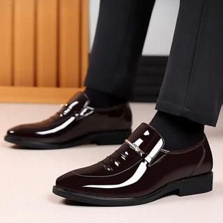 Mocassins en cuir vernis marron pour homme