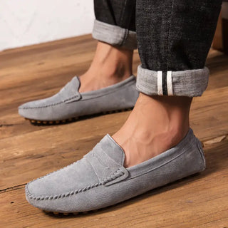 Mocassins gris en cuir suédé avec fourrure pour homme et pour l'hiver