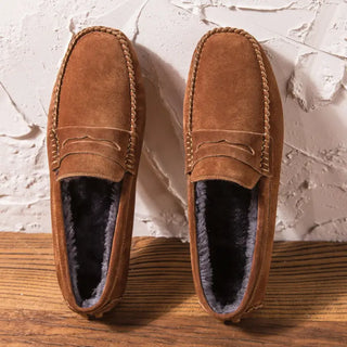 Mocassins marron en cuir suédé avec fourrure pour homme et pour l'hiver