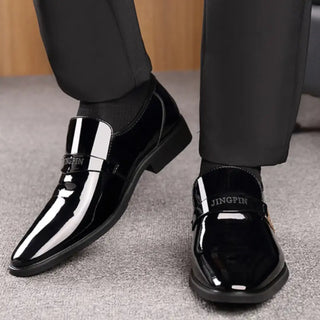 Mocassins noirs en cuir vernis pour homme