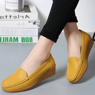 Mocassins souples en cuir jaune pour femme