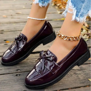 Mocassins bordeaux en cuir vernis et à franges pour femme